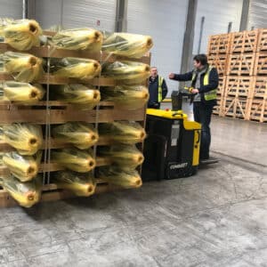 Combi Ppt Hc Powered Pallet Truck Action - Advanced Intralogistics