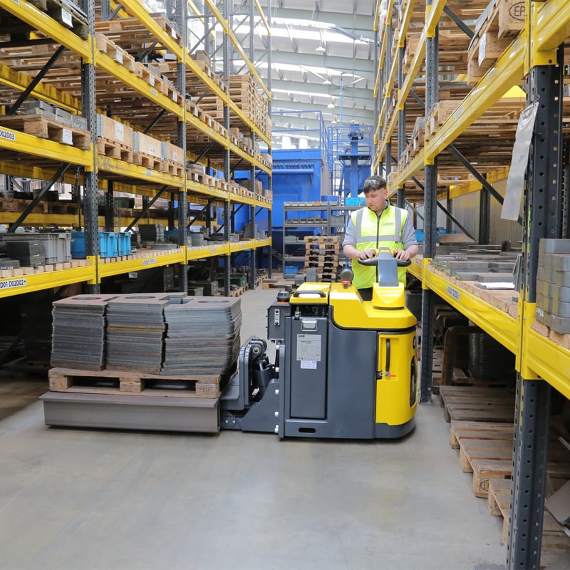 Combi Ppt Hc Powered Pallet Truck Action - Advanced Intralogistics